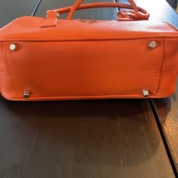 Prada Bauletto Saffiano Orange Meduim - Picture 2 of 12